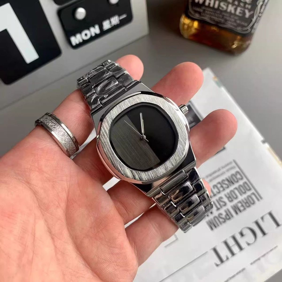 Relógio de Quartzo Masculino c - Luxury Watch Logo avaliação e preço