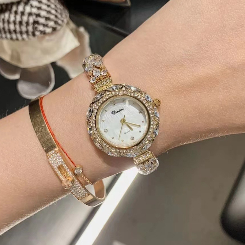 Relógio de pulseira feminino d - Luxury Watch Values avaliação e preço